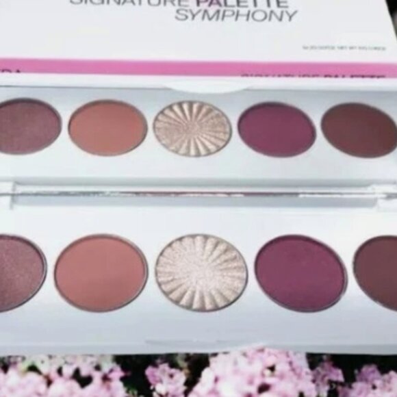 Ofra Signature Symphony Palette - Picture 2 of 2